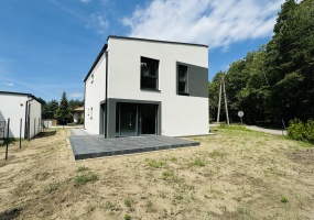 Tarnowskie góry, śląskie, 5 Bedrooms Bedrooms, 6 Rooms Rooms,2 BathroomsBathrooms,Dom,Sprzedaż,2156