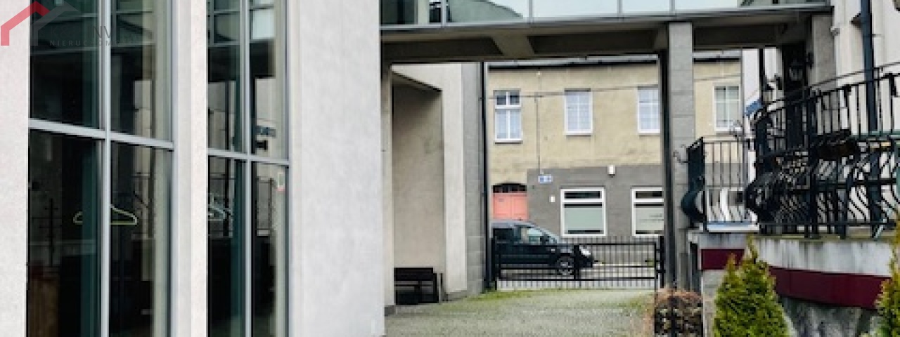 Świętochłowice, śląskie, 8 Rooms Rooms,6 BathroomsBathrooms,Lokal/biuro,Sprzedaż,2300