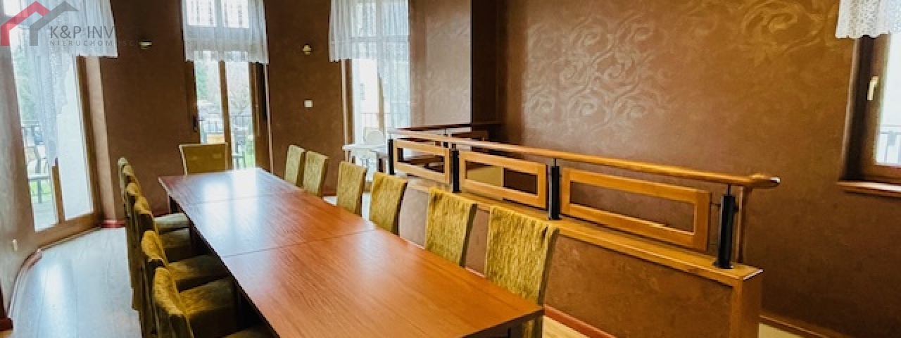 Świętochłowice, śląskie, 8 Rooms Rooms,6 BathroomsBathrooms,Lokal/biuro,Sprzedaż,2300
