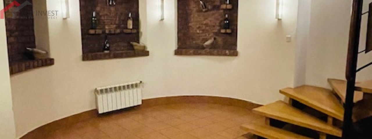 Świętochłowice, śląskie, 8 Rooms Rooms,6 BathroomsBathrooms,Lokal/biuro,Sprzedaż,2300