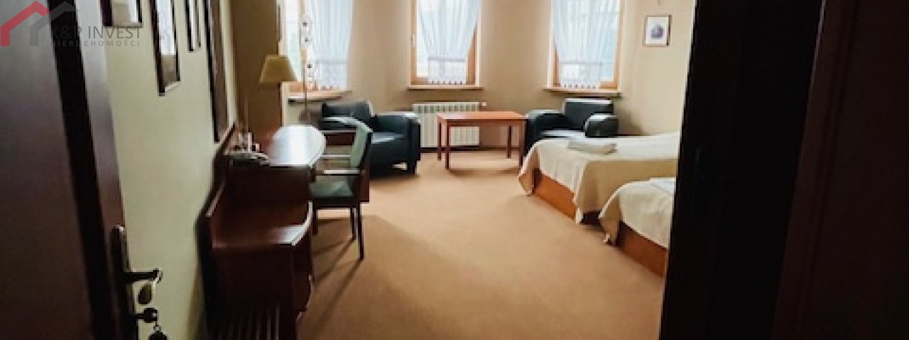 Świętochłowice, śląskie, 8 Rooms Rooms,6 BathroomsBathrooms,Lokal/biuro,Sprzedaż,2300