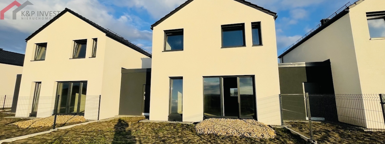 Czeladź, śląskie, 3 Bedrooms Bedrooms, 4 Rooms Rooms,2 BathroomsBathrooms,Dom,Sprzedaż,2361