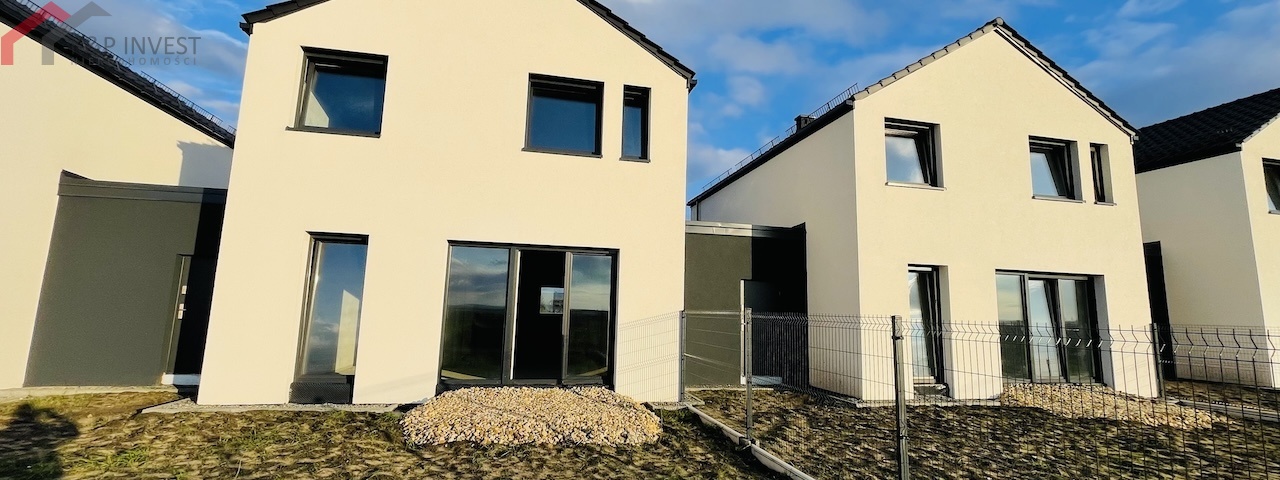 Czeladź, śląskie, 3 Bedrooms Bedrooms, 4 Rooms Rooms,2 BathroomsBathrooms,Dom,Sprzedaż,2361