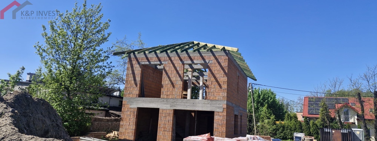 Katowice, śląskie, 4 Bedrooms Bedrooms, 5 Rooms Rooms,2 BathroomsBathrooms,Dom,Sprzedaż,2475