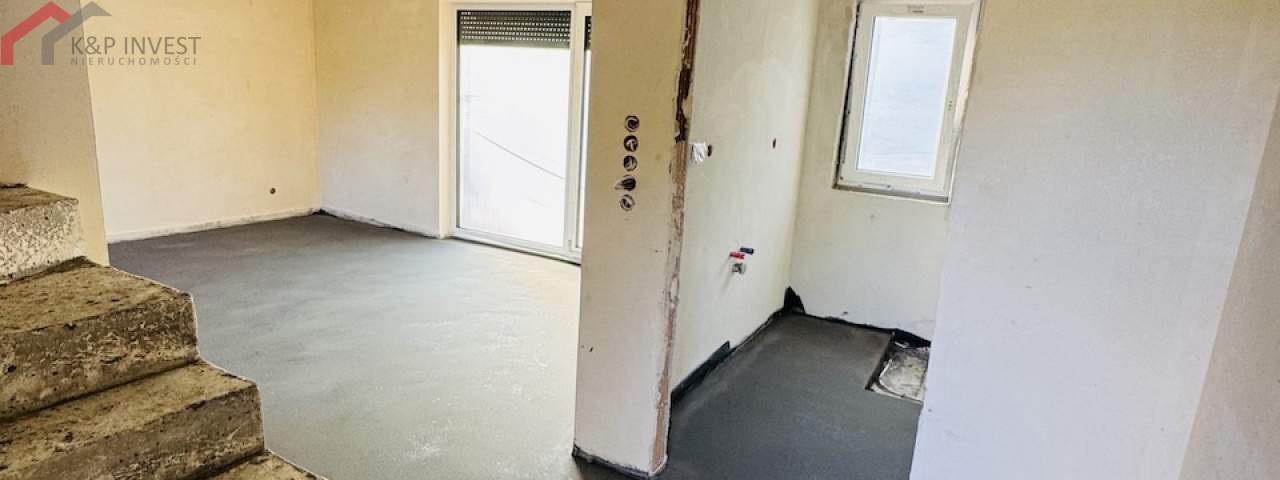 Tarnowskie Góry, śląskie, 4 Bedrooms Bedrooms, 5 Rooms Rooms,2 BathroomsBathrooms,Dom,Sprzedaż,2510