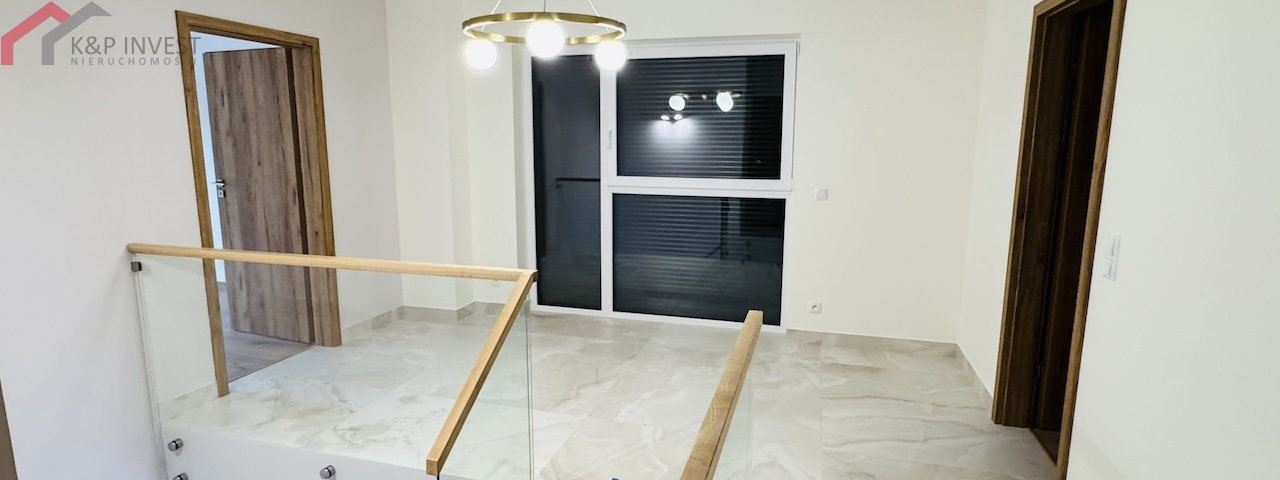 Tarnowskie Góry, śląskie, 4 Bedrooms Bedrooms, 5 Rooms Rooms,2 BathroomsBathrooms,Dom,Wynajem,2515
