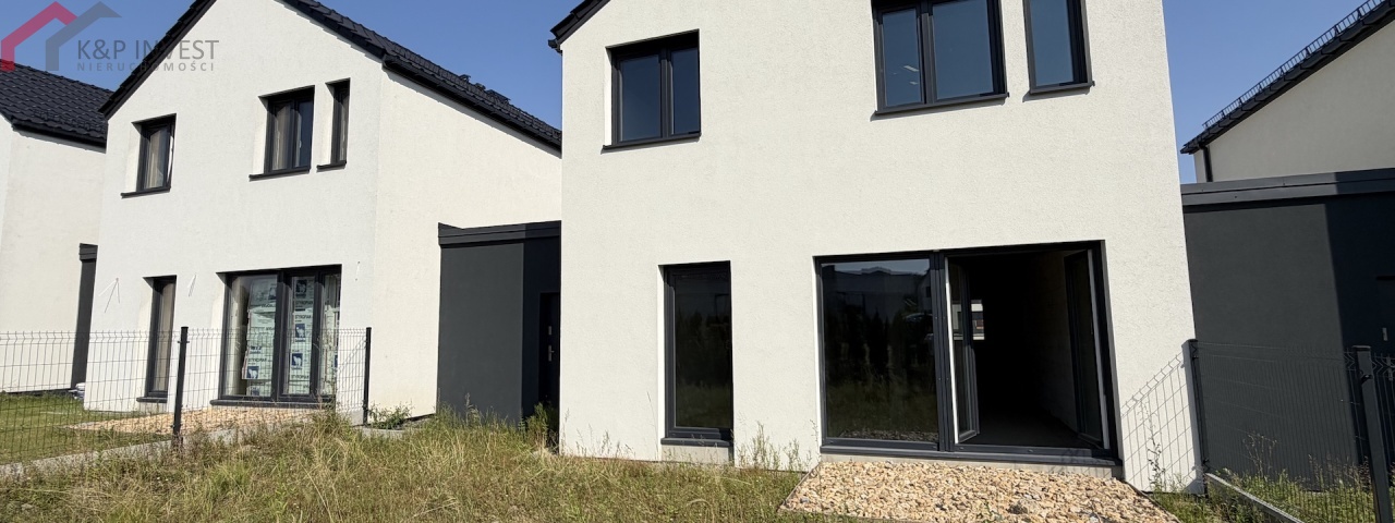 Bażantowa, Bytom, śląskie, 3 Bedrooms Bedrooms, 4 Rooms Rooms,2 BathroomsBathrooms,Dom,Sprzedaż,Bażantowa,2575
