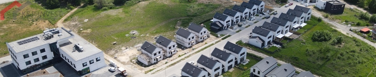 Siemianowice Śląskie, śląskie, 3 Bedrooms Bedrooms, 4 Rooms Rooms,2 BathroomsBathrooms,Dom,Sprzedaż,2580