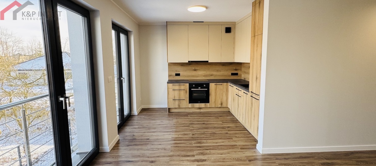 Tarnowskie Góry, śląskie, 3 Bedrooms Bedrooms, 4 Rooms Rooms,1 BathroomBathrooms,Mieszkanie,Sprzedaż,2588