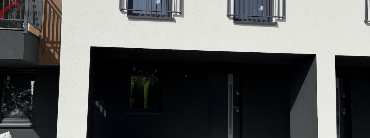 Tarnowskie Góry, śląskie, 2 Bedrooms Bedrooms, 3 Rooms Rooms,1 BathroomBathrooms,Mieszkanie,Sprzedaż,2634