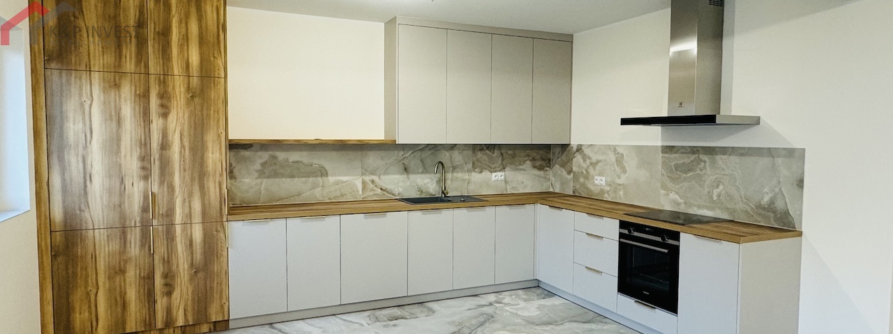 Tarnowskie Góry, śląskie, 4 Bedrooms Bedrooms, 5 Rooms Rooms,2 BathroomsBathrooms,Dom,Wynajem,2684