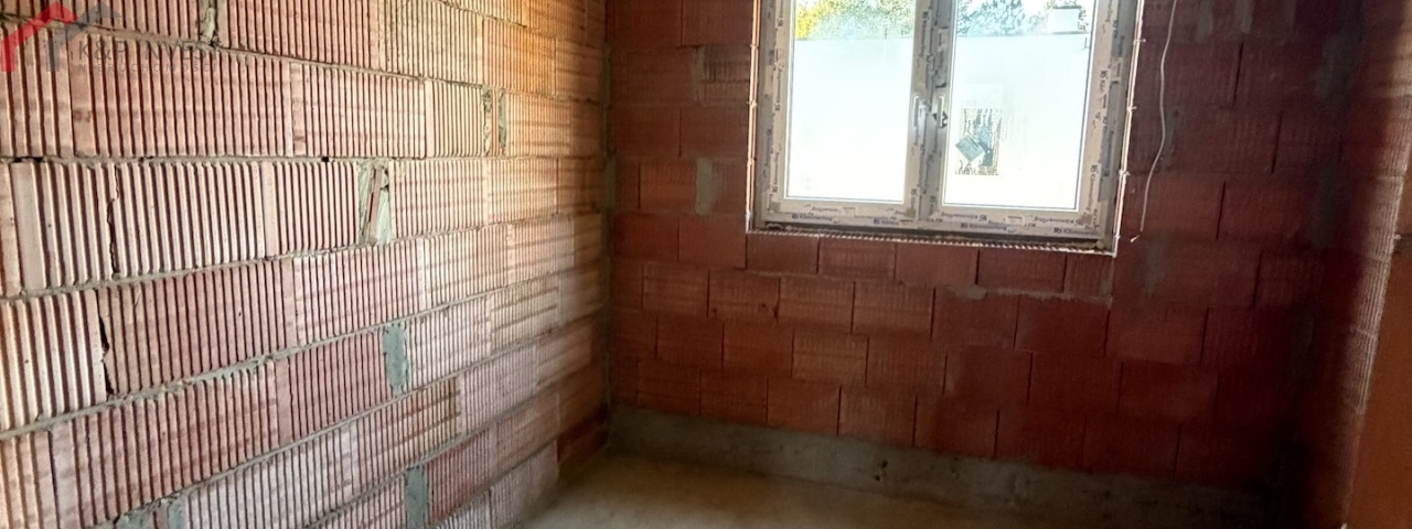 Katowice, śląskie, 5 Bedrooms Bedrooms, 5 Rooms Rooms,3 BathroomsBathrooms,Dom,Sprzedaż,2688